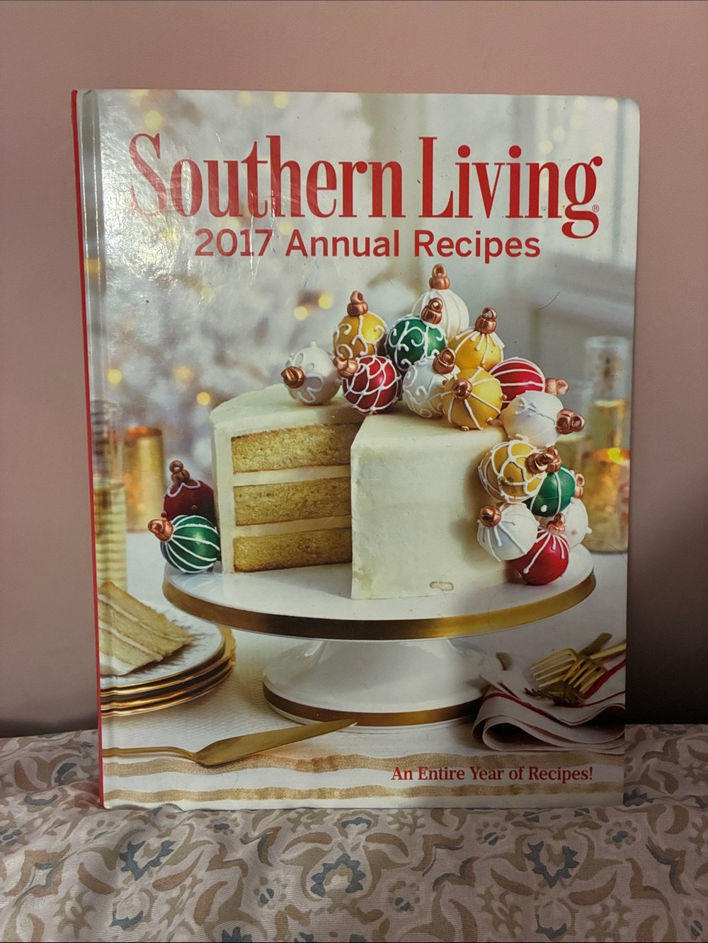 Southern Living 2017 Annual Recipes Cookbook - White & Red Cover